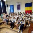 Elevii clasei a VIII-a A ai Colegiului Național Stefan cel Mare, împreună cu profesorul Diriginte Daria Mariginean