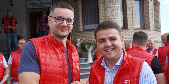 Gheorghe Șoldan alături de tânărul antreprenor Robert Șröder