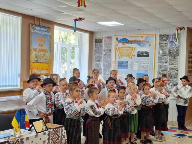 Cadre didactice de la Colegiul „Mihai Eminescu” Suceava, în schimb de experiență la Liceul „Liderul” din Boian