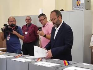 Candidatul AUR pentru Primăria Suceava, Cătălin Axinte, i-a îndemnat pe tineri să iasă la vot