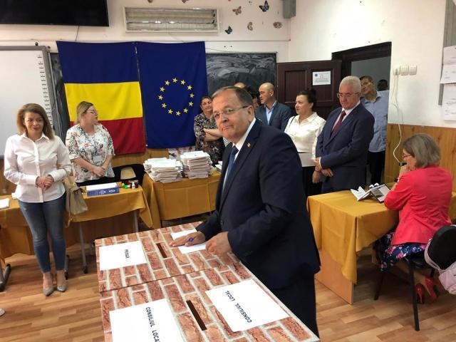 Liderul PNL Suceava, Gheorghe Flutur, a votat pentru continuarea dezvoltării județului