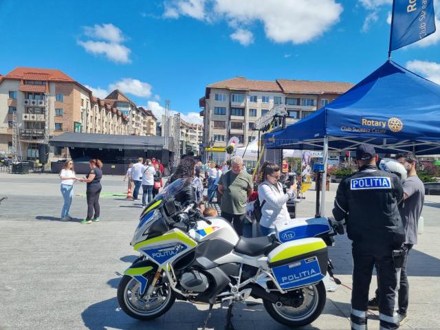 Caravana „Siguranța auto copii”