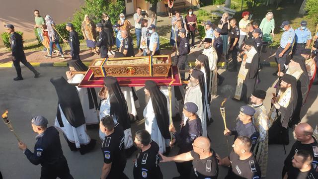 Procesiunea cu moaştele Sfântului Ioan cel Nou de la Suceava