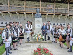 Mihai Eminescu, pomenit la Mănăstirea Putna