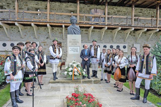 Mihai Eminescu, pomenit la Mănăstirea Putna