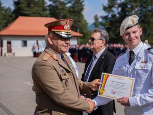 Festivitatea de premiere de la Colegiul Militar Foto elev caporal Matei Trofin