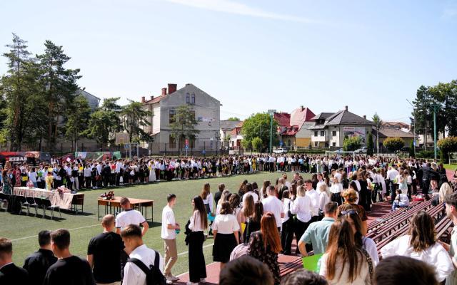 Festivitatea de încheiere a anului școlar la Colegiul Național „Eudoxiu Hurmuzachi” din Rădăuți