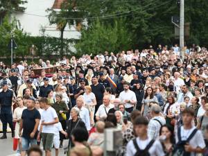 Mii de credincioși la Procesiunea ”Calea Sfinților” de la Suceava