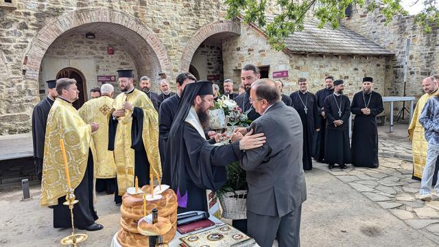 În Cetatea de Scaun a Sucevei a fost oficiată slujba de pomenire a voievozilor Moldovei