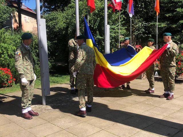 Ziua Drapelului a fost sărbătorită la Suceava printr-un ceremonial militar și religios