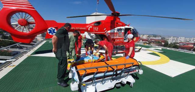 Medicul sucevean a fost adus cu cu elicopterul de la Tg. Mureș pentru a fi operată la Spitalul Clinic Județean Suceava