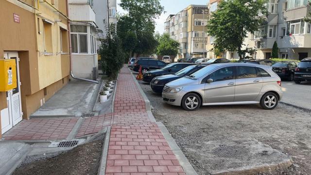 Modernizarea Sucevei de la scara blocului continuă cu strada Păcii, din Burdujeni