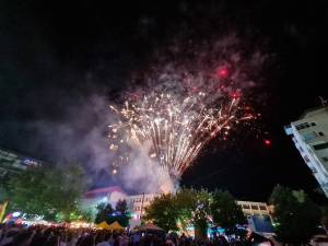 Ultima seară a Zilelor Municipiului Rădăuți, cu focuri de artificii, Zdob și Zdub și Whats`Up