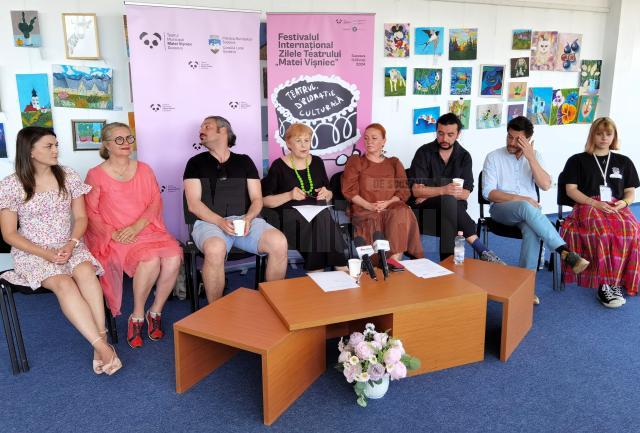 Bilanțul stagiunii a opta a Teatrului Municipal ”Matei Vișniec” Suceava, prezentat împreună cu actorii și partenerii instituției culturale