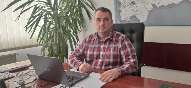 Doctorul Sorin Mihai Voloșeniuc, directorul executiv al Direcției Sanitar Veterinare și pentru Siguranța Alimentelor (DSVSA) Suceava