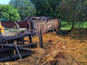 Incendiu, sâmbătă dimineață, la Mihoveni