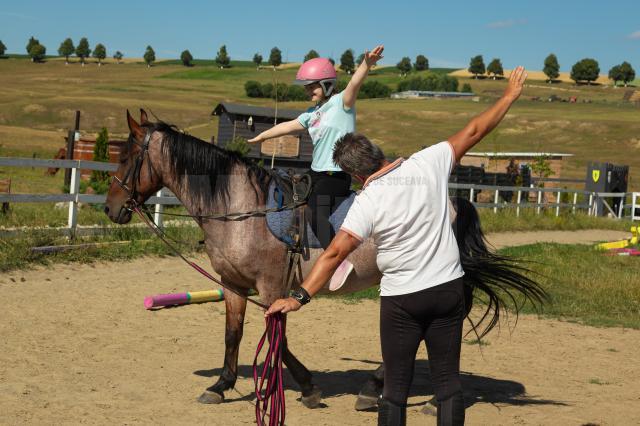 Centrul de hipoterapie și educație Equestrian Dreams