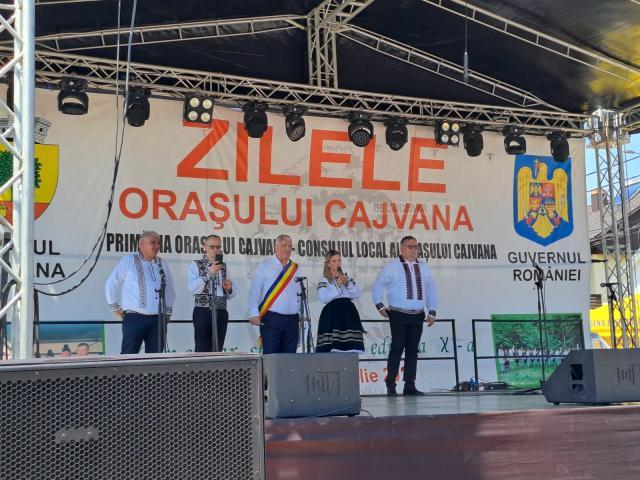 Festivalul folcloric „Din stejar, stejar răsare”, desfășurat la Cajvana, ediția a X-a