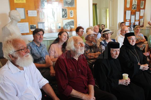 Întâlnire cu Vasile Lovinescu, după 40 de ani… FOTO Marinel Dănilă