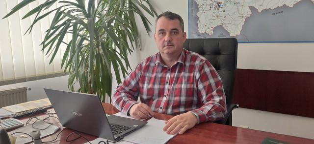 Doctorul Sorin Mihai Voloșeniuc, directorul Direcției Sanitar Veterinare și pentru Siguranța Alimentelor (DSVSA) Suceava