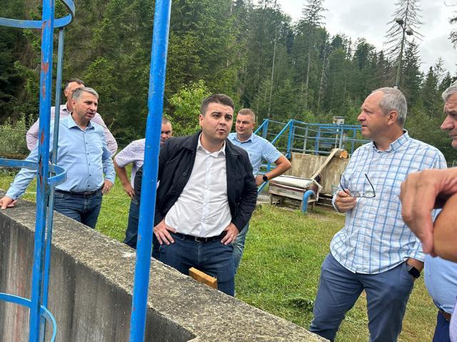 Gheorghe Șoldan anunță începerea lucrărilor pentru decolmatarea lacului din care se asigură alimentarea cu apă a orașului Solca