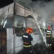 Incendiul de la gospodăria din Dumbrăveni a fost provocat de copiii care s-au jucat cu focul