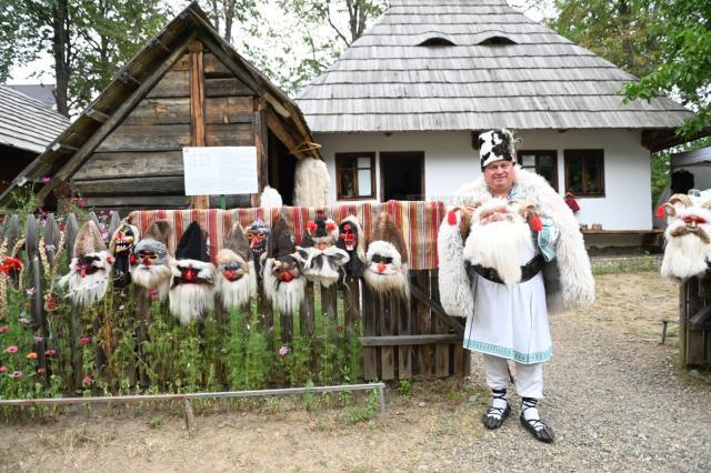 Festivalul „Lume, lume... hai la târg!” din Muzeul Satului Bucovinean din Suceava