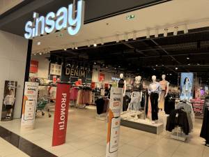 Reduceri de până la -90% în magazinele din Shopping City Suceava 4