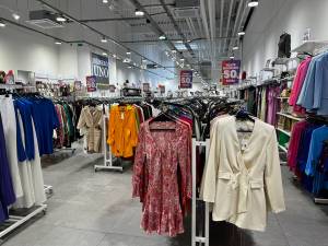 Reduceri de până la 90% în magazinele din Shopping City Suceava