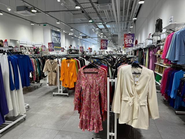 Reduceri de până la 90% în magazinele din Shopping City Suceava