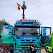 Cu frumoase imagini din „Țara Dornelor”, pictate pe camionul său de un artist din Vatra Dornei (Niko Art ), Alin Mujdei a obținut merituosul loc 5 la festivalulconcursul Truck Tuning Art 1