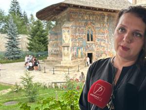 Dr. Adriana Mihalaș, la Mănăstirea Voroneț