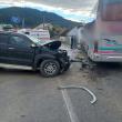 Accident cu 4 răniți, între un autocar și un autoturism, la Vama