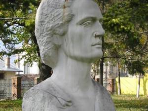 „Un bust al lui Eminescu la Suceava”