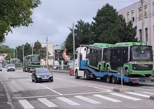 Toate cele 50 autobuze electrice pentru Zona Metropolitană au ajuns la Suceava 1