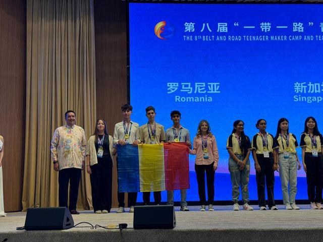 Elevi suceveni, în China, la o tabără internațională de știință și tehnologie