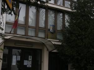 Procurorii Parchetului de pe lângă Judecătoria Rădăuți au luat măsura reținerii pentru 24 de ore față de un inculpat care și-a agresat soția