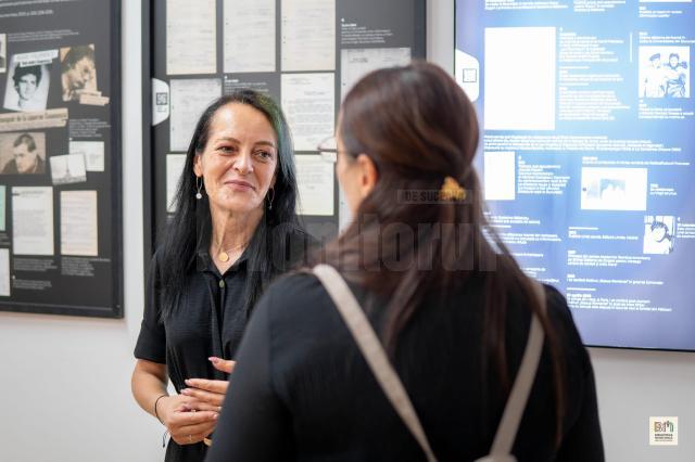 Expoziția „Monica, Radioul și Securitatea”, deschisă la Biblioteca Municipală Câmpulung Moldovenesc