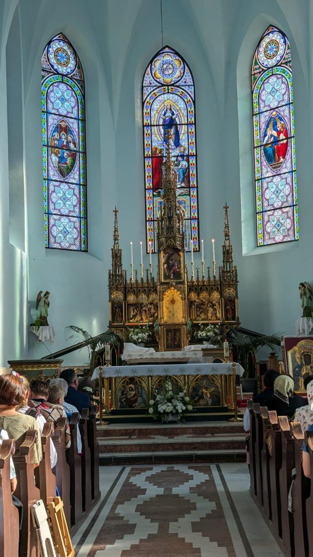 Pelerinajul de la Sanctuarul Marian din Cacica