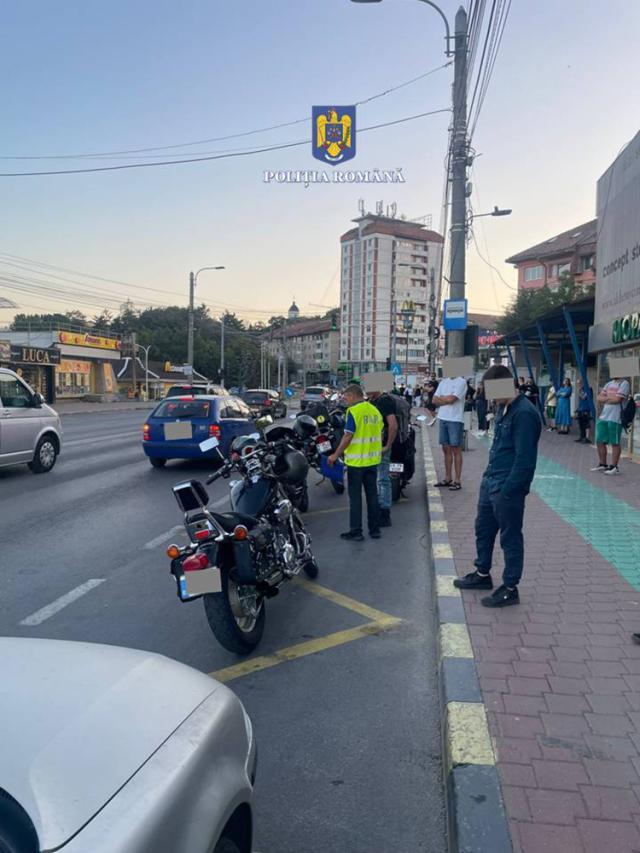 Motocicliștii au fost vizați de ample controale ale polițiștilor suceveni