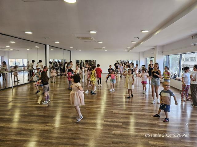 „BUCOVINA DANCE STUDIO” DESCHIDE NOI GRUPE DE DANS PENTRU COPII DE TOATE VÂRSTELE!