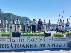 Pe masivul Rarău a avut loc o nouă ediție a „Sărbătorii Muntelui”