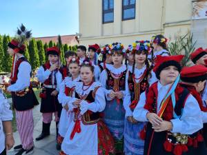 „Sărbătoarea Roadelor” la Solonețu Nou - cea mai mare localitate din Bucovina în care trăiesc polonezi