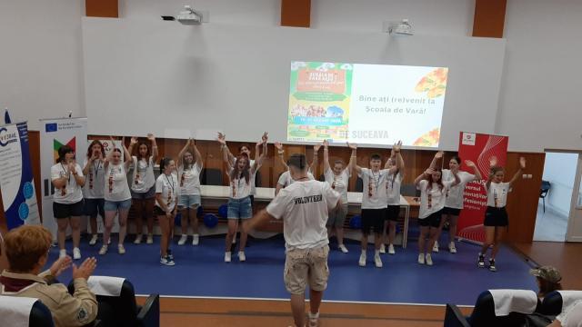 Ateliere, mișcare și întâlniri cu mari sportivi, la școala de vară de la Liceul cu Program Sportiv