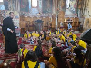 65 de copii au participat la a V-a ediție a școlii de vară a Școlii Nr. 1 Suceava