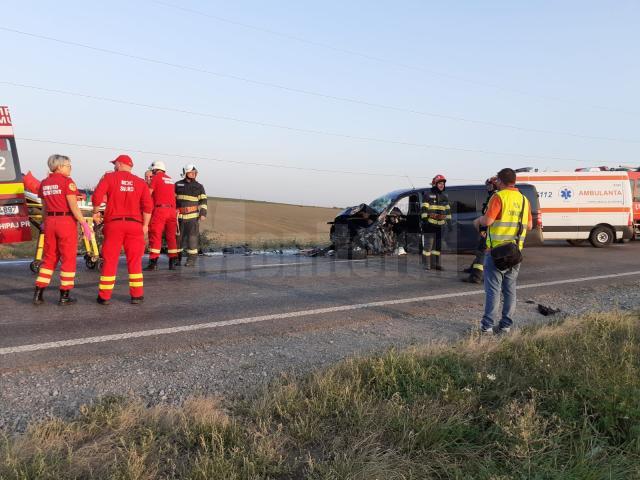 Doi morți și opt răniți după un grav accident petrecut pe E85