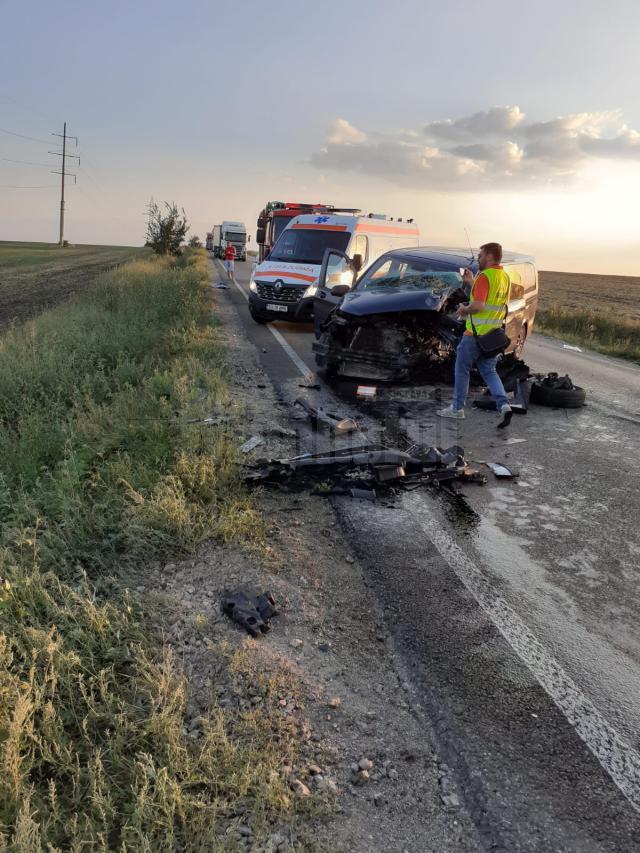 Doi morți și opt răniți după un grav accident petrecut pe E85