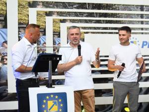 Organizatorul evenimentului care a marcat 33 de ani de la independența Moldovei a fost deputatul PNL de Suceava Ioan Balan