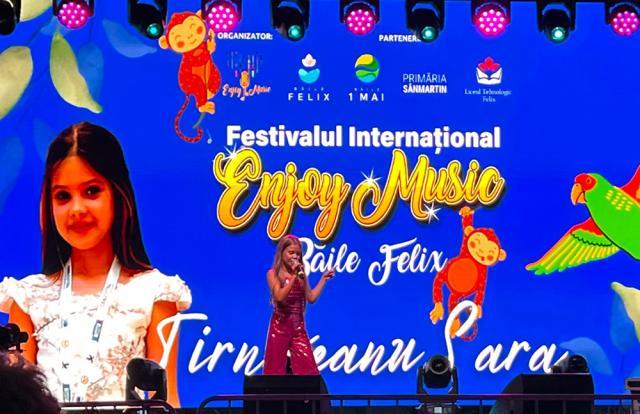 Eleva Sara Natalia Tîrnoveanu a câștigat două trofee în cadrul Festivalului Enjoy Music