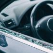 Doi puștani furau bunuri din autoturisme după ce, în prealabil, spărgeau geamurile vehiculelor